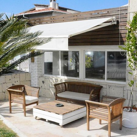 Otel Yeni Çeşme Luaran gambar