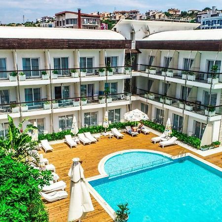 Otel Yeni Çeşme Luaran gambar