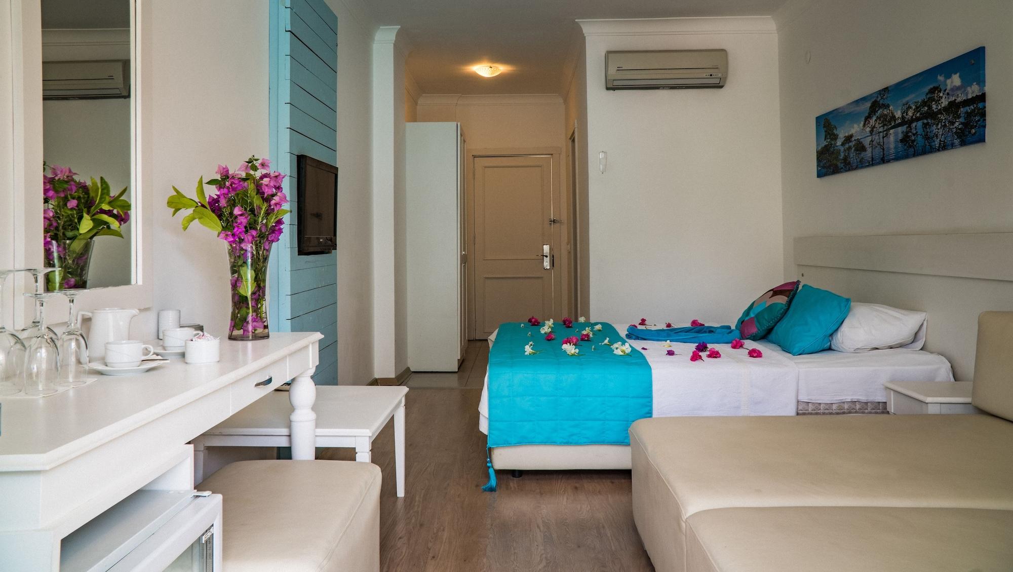 Otel Yeni Çeşme Luaran gambar