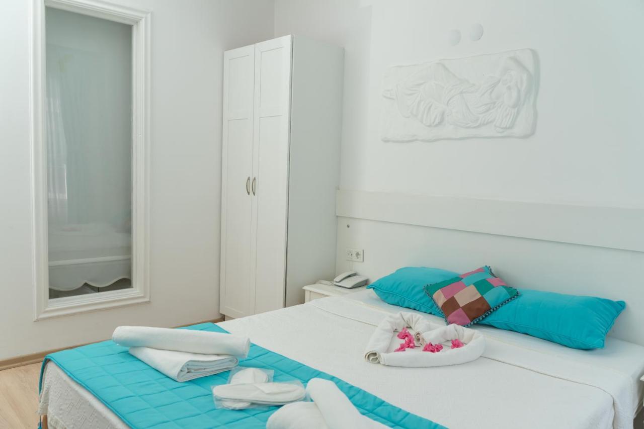 Otel Yeni Çeşme Luaran gambar