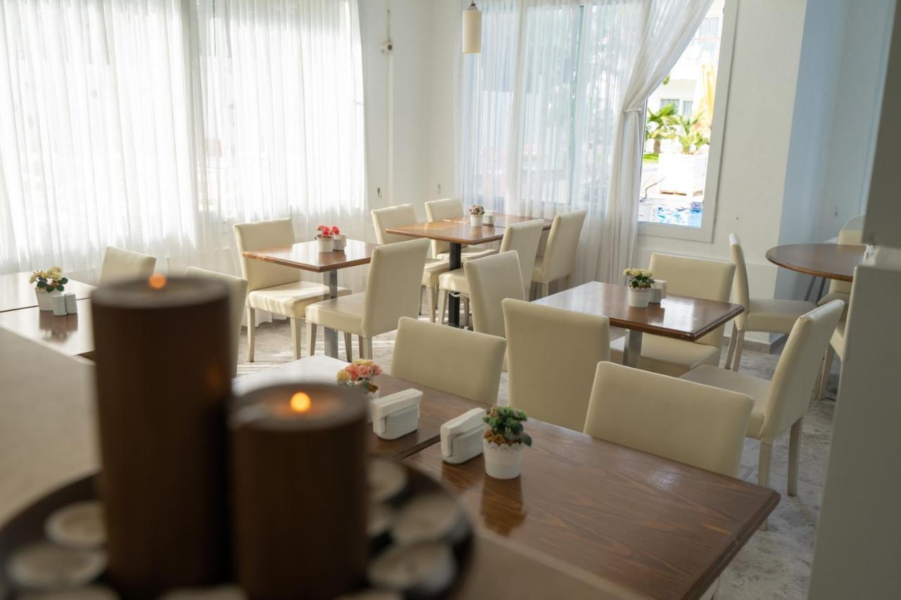 Otel Yeni Çeşme Luaran gambar