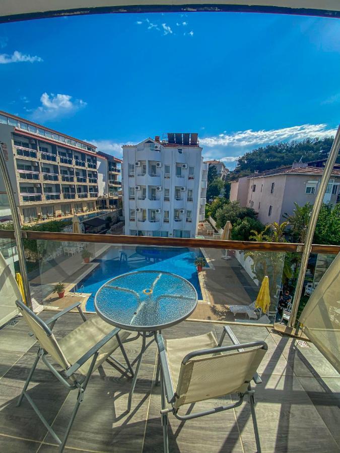 Otel Yeni Çeşme Luaran gambar