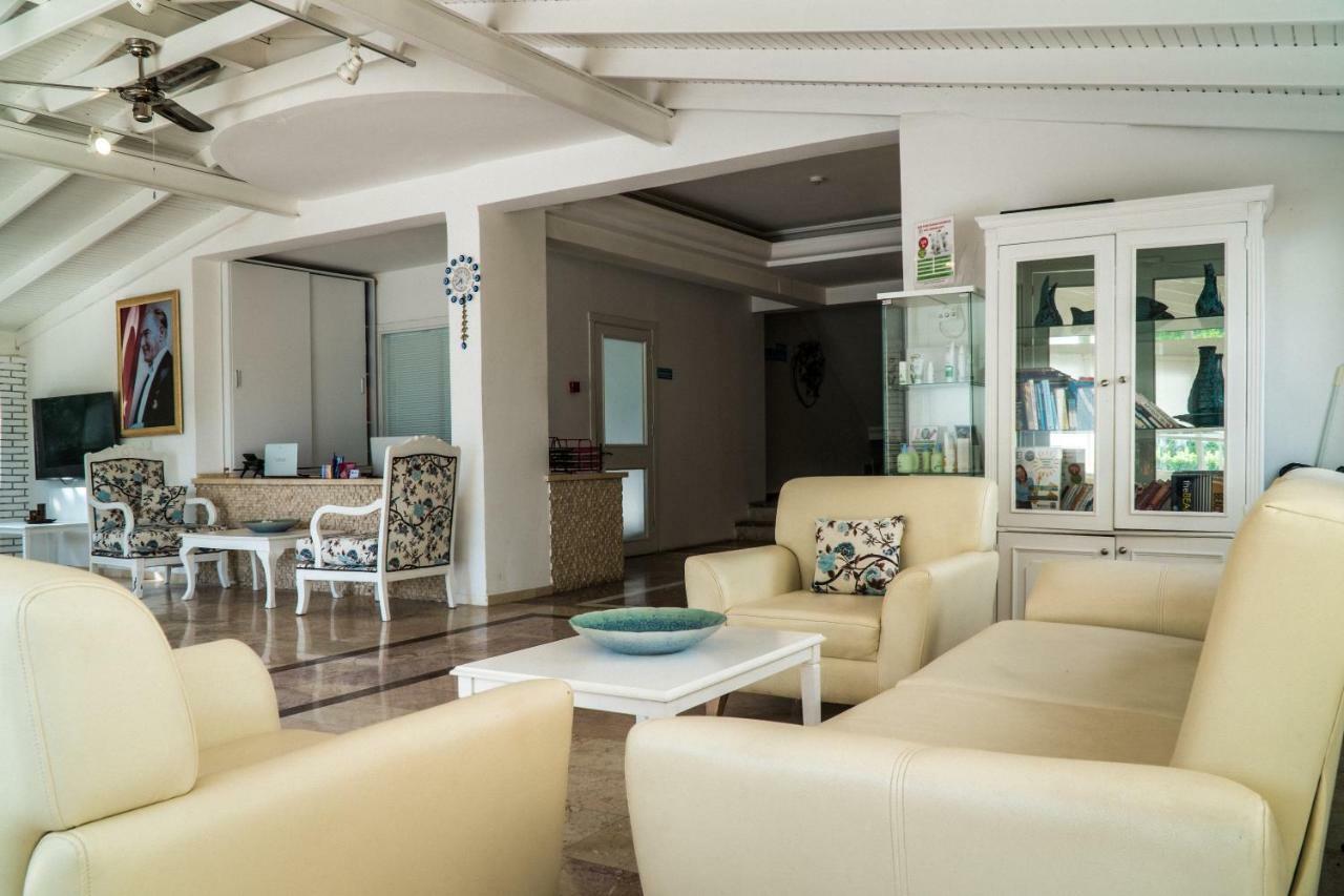 Otel Yeni Çeşme Luaran gambar